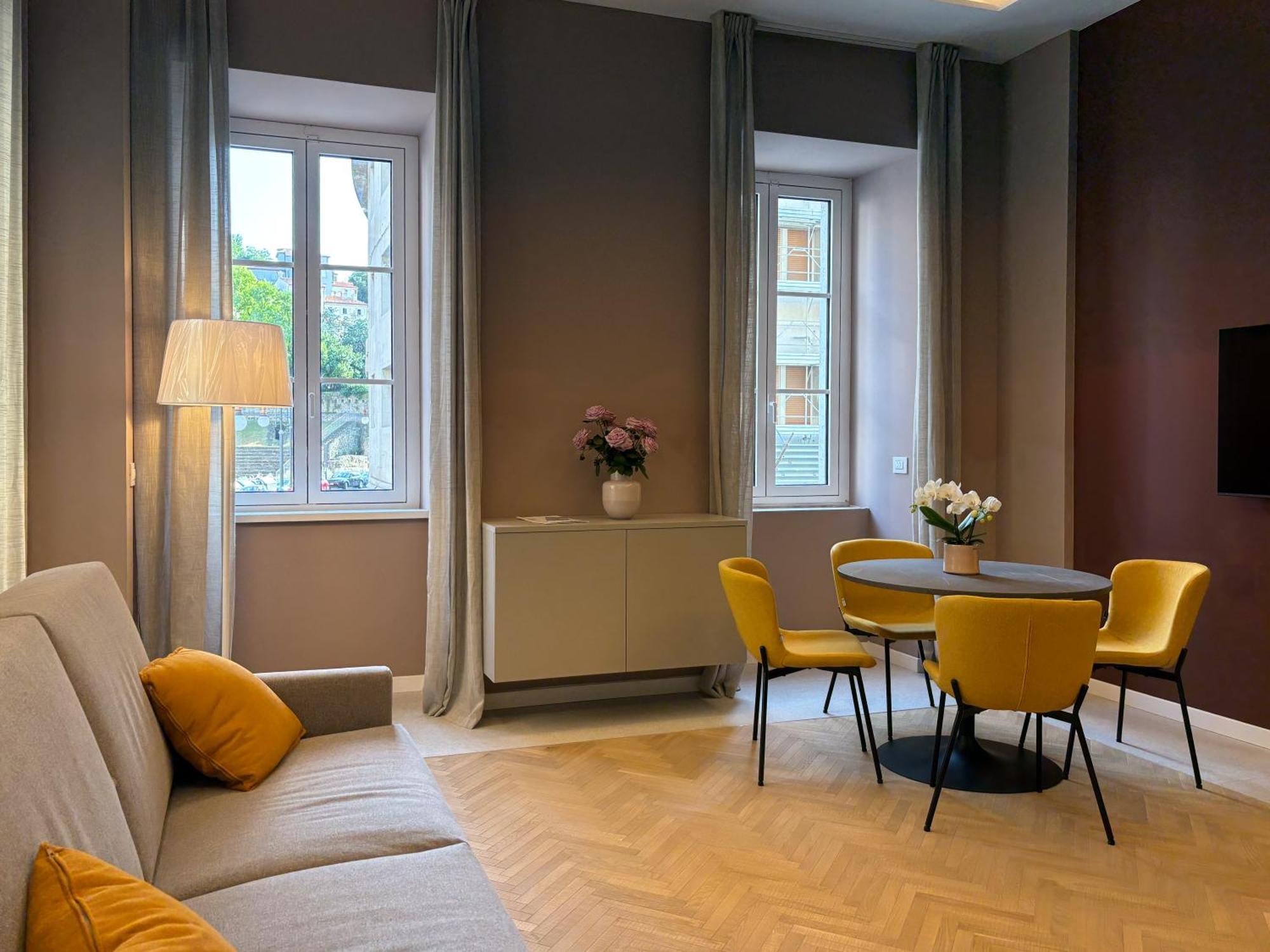 Teatro Romano Exclusive Suites Trieste Extérieur photo