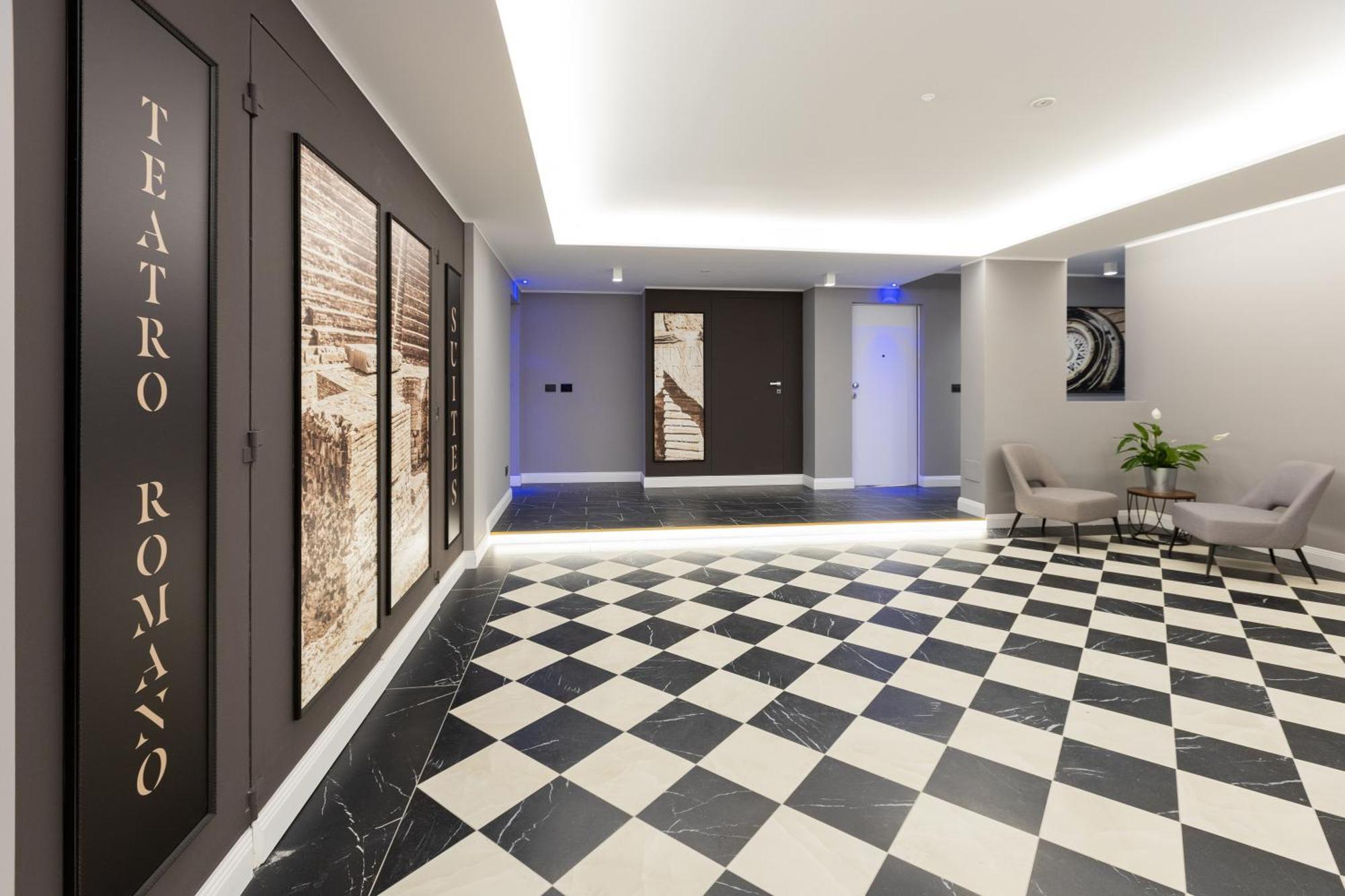 Teatro Romano Exclusive Suites Trieste Extérieur photo