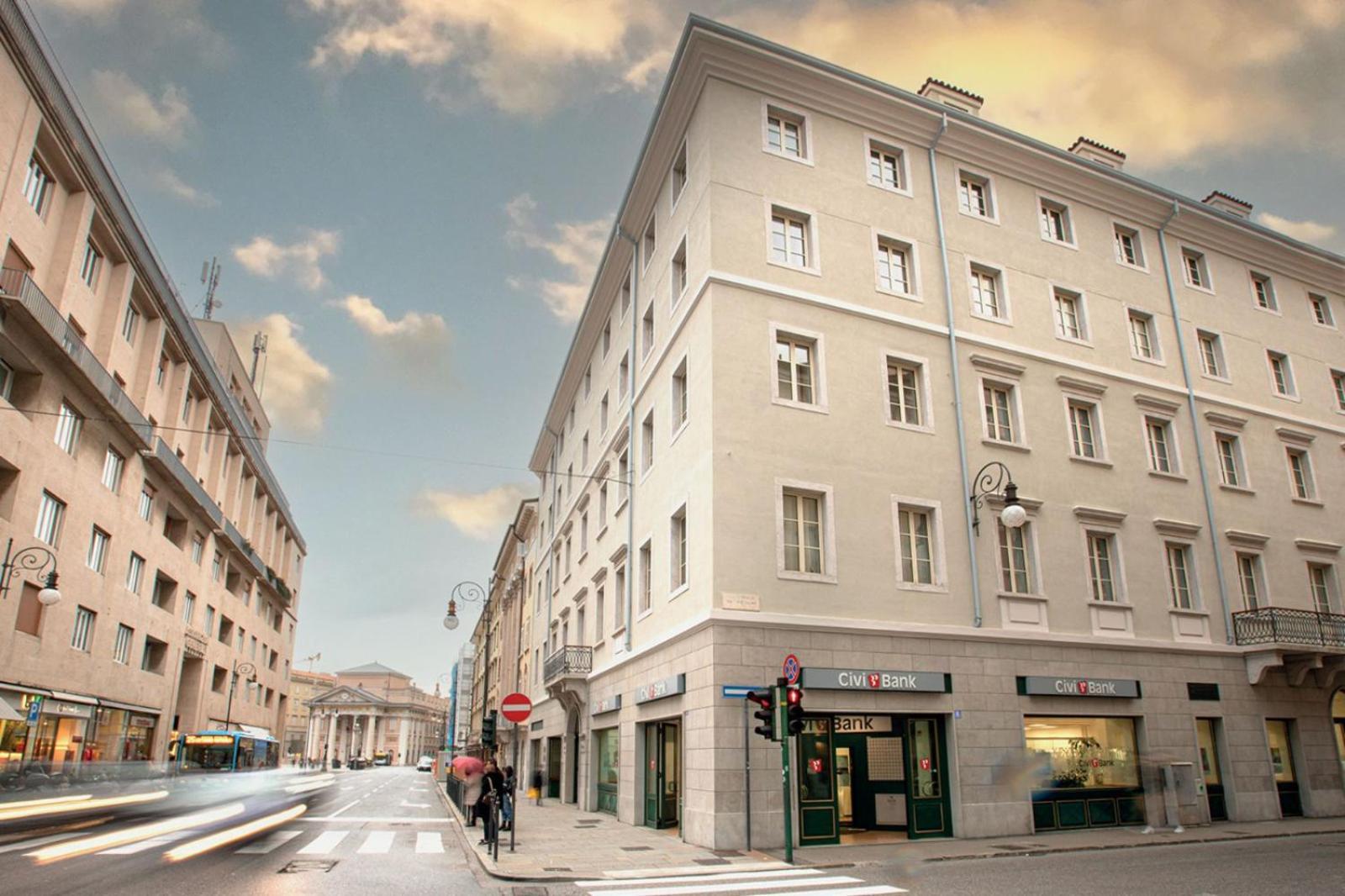 Teatro Romano Exclusive Suites Trieste Extérieur photo